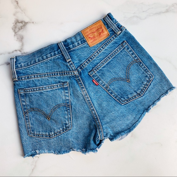 Levi's Pants - Levi's medium wash classic denim shorts